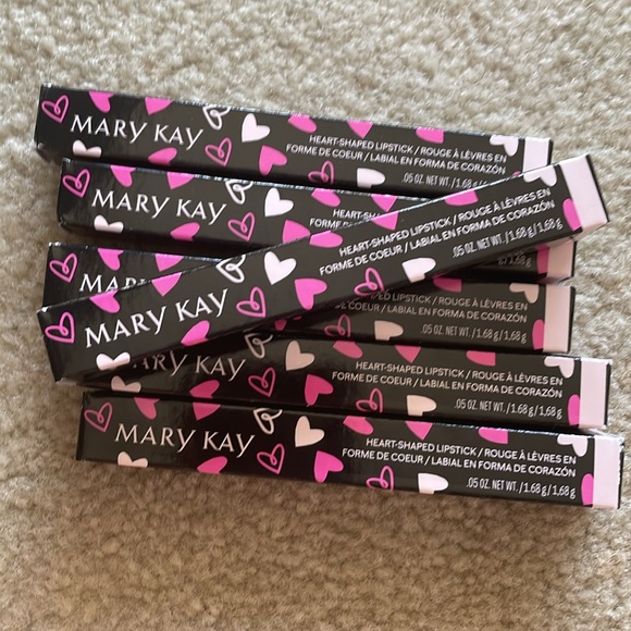 Lot-of-SIX-NIB Mary Kay Heart Shaped Click Up Lipsticks in Natural Confidence - Picture 2 of 11